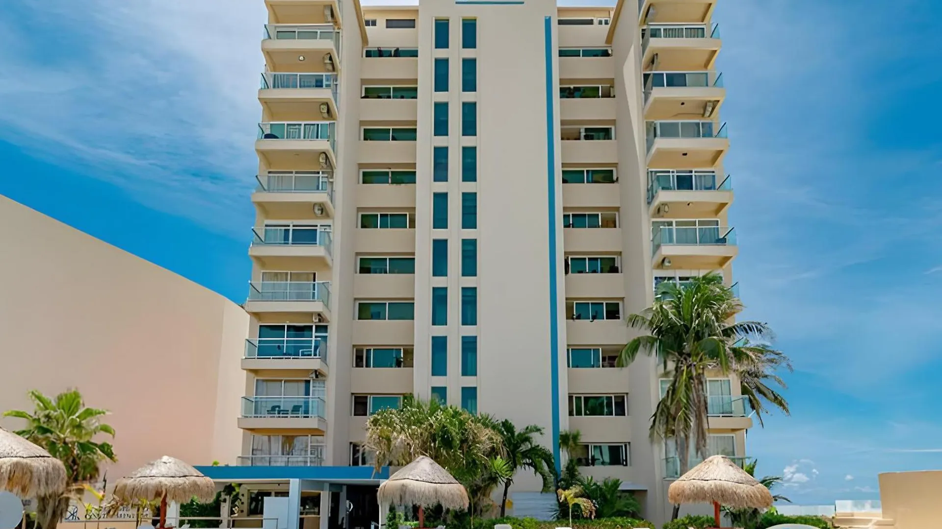 Apartment Paradise Beachfront & Nightlife Heart Cancun Mexico